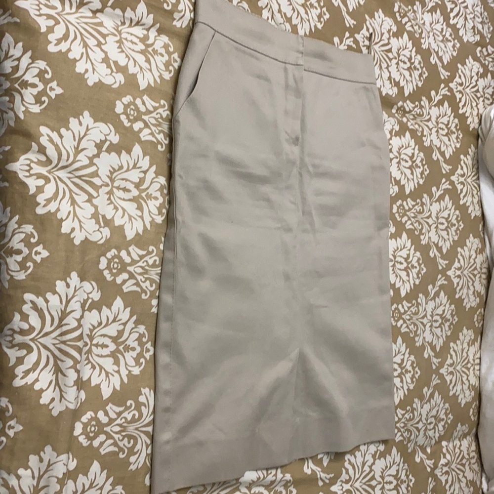 LV pencil skirt size 40 French- size 8 USA